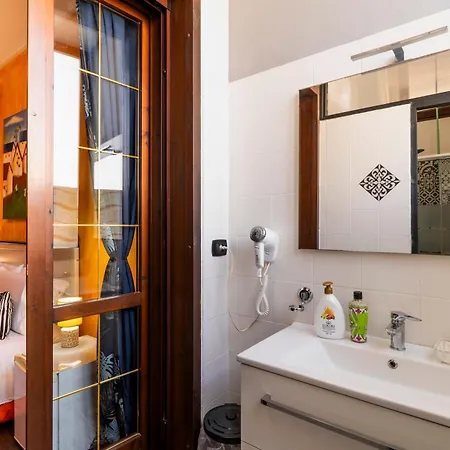 Bed and breakfast Sottosopra 3*